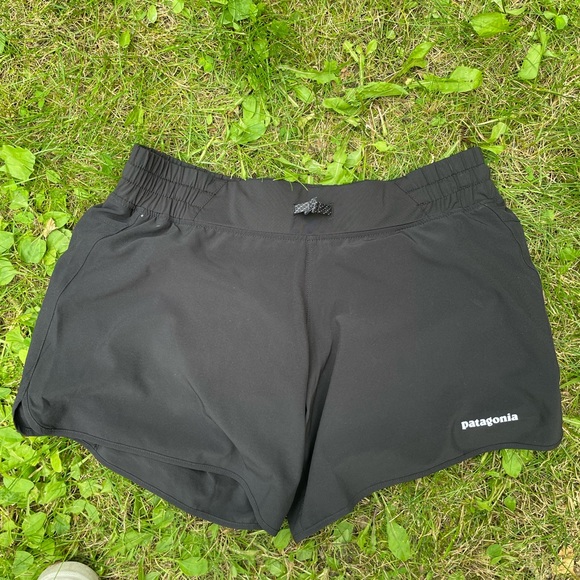 Patagonia shorts - Picture 1 of 2